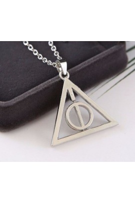 hp_deathly_hallows_silver_spinning_n_closeup